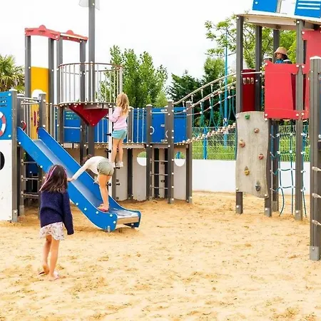 4 Etoiles - Parc Aquatique - Eeiaeh *